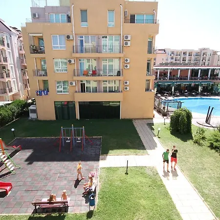 New Estate Polo Daire Sunny Beach