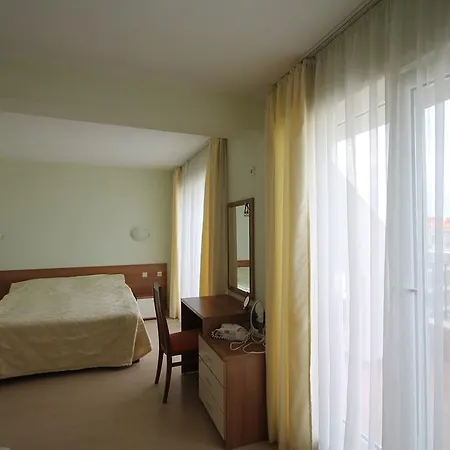 New Estate Polo Daire Sunny Beach